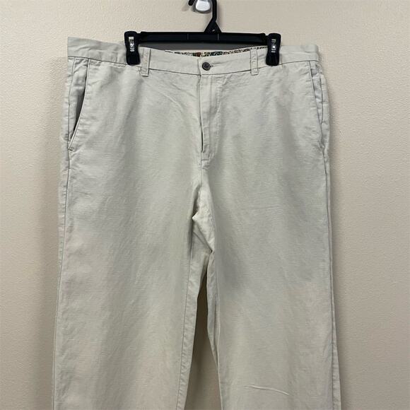 Tommy Bahama Men's Ivory Chino Pants Size 38x30 Relaxed Fit - Picture 3 of 8